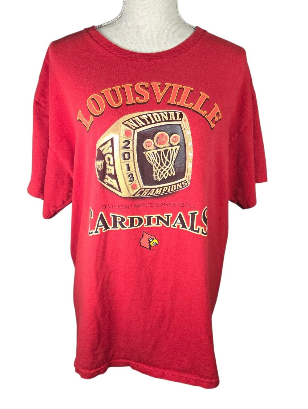 Louisville Cardinals Mens Tee Large Red NCAA 2013 National Champions *LIGHT WEAR